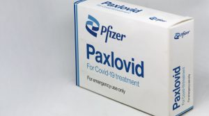 Paxlovid - lek przeciwwirusowy do leczenia COVID-19.