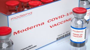 Druga dawka przypominająca szczepienia przeciw COVID-19.